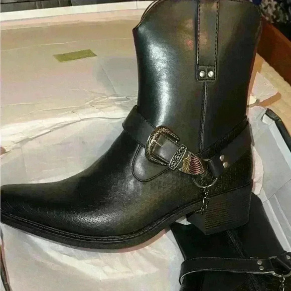 New Black Men's Cuban Heel Cowboy Boots Silver Belt concho accents - Never Worn - Picture 3 of 13